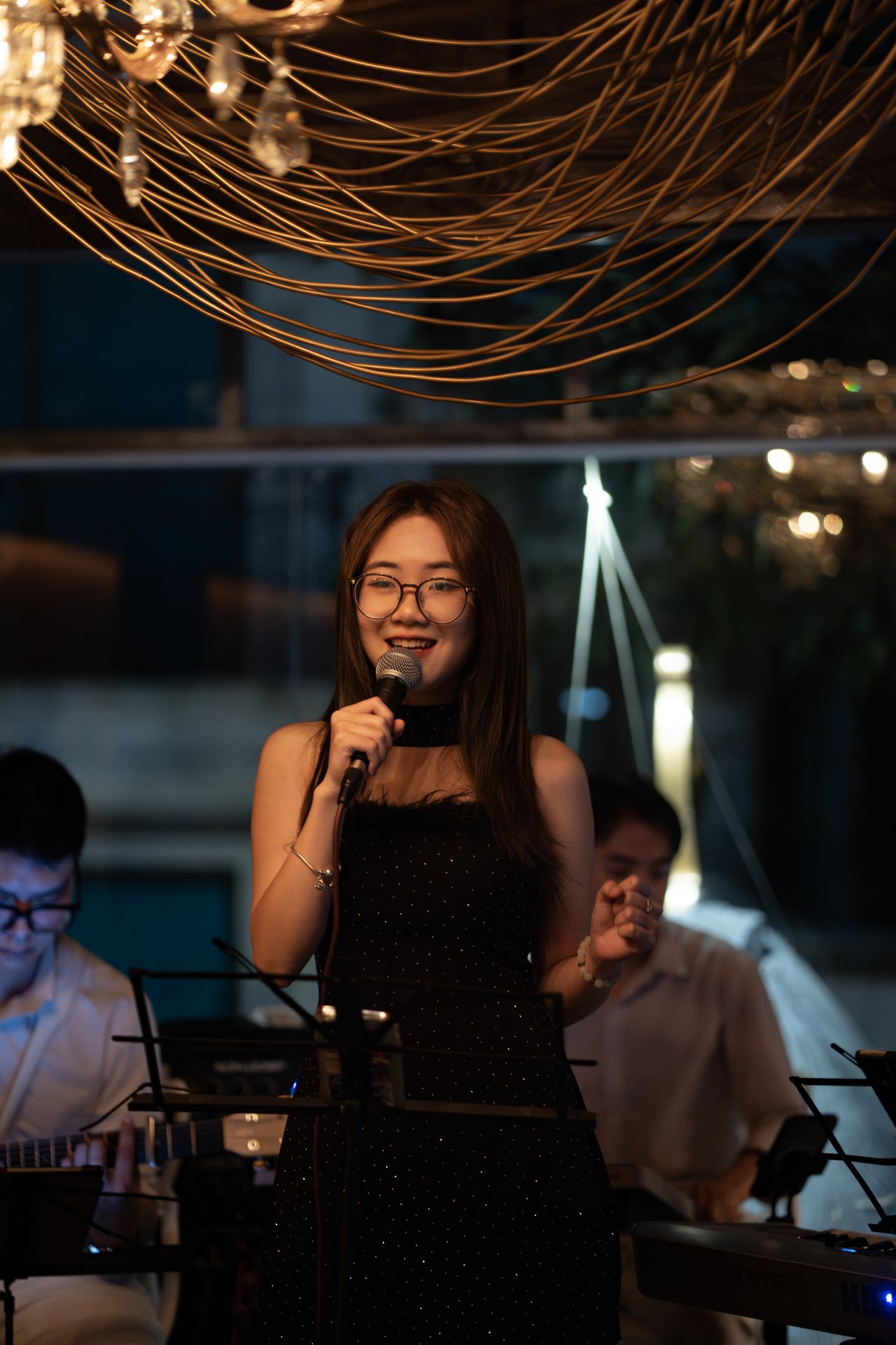 Moon Men live music cocktail bar Hanoi