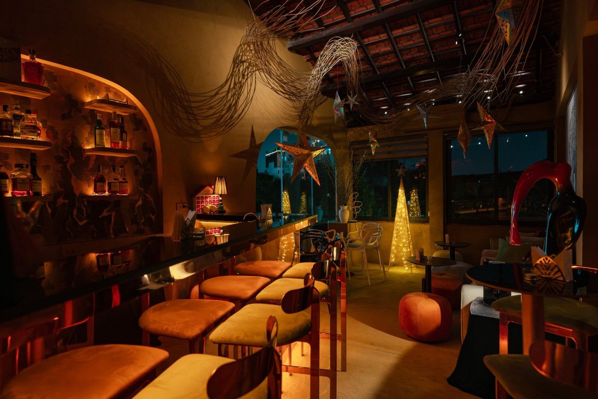 Bar Counter — Moon Men Cocktail Bar Hanoi