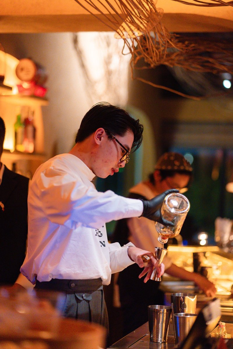 Hung Anh - Moon Men Cocktail Bar