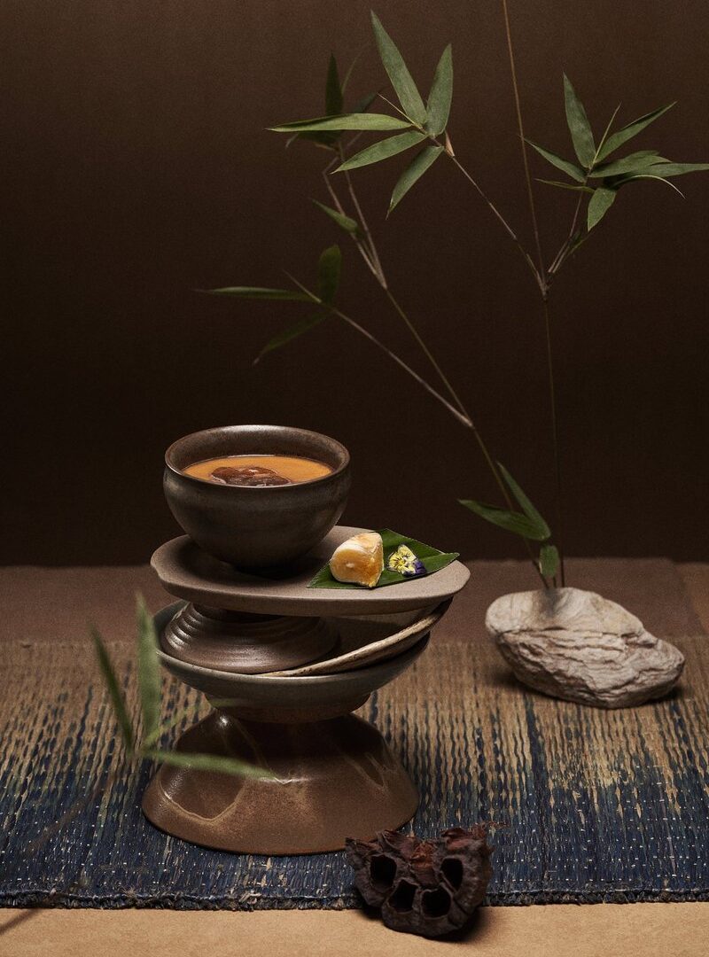 Pía Mộng — Moon Men Cocktail Bar Hà Nội